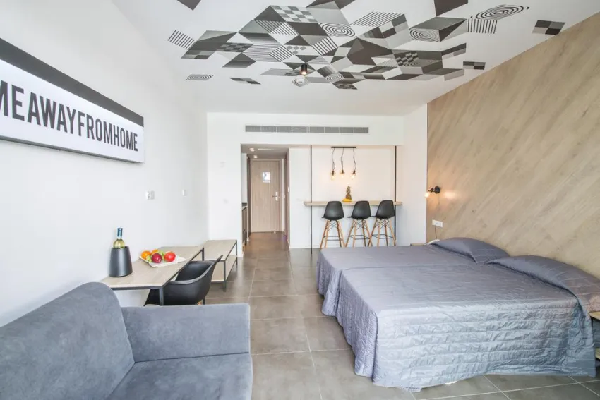 Anthea Hotel Apartments 3*-88