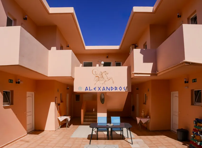 Alexandros Apartments 3*-1