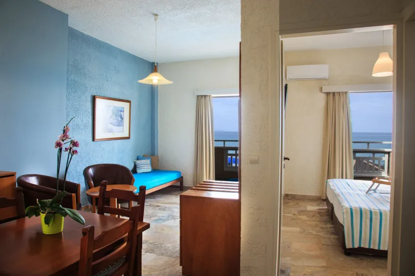 Sunset Beach hotel 3*-5