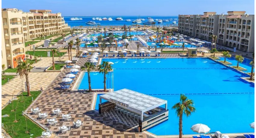 Pickalbatros White Beach Resort 5*-1