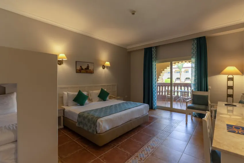 SUNRISE ALORA AQUA PARK  4*-7