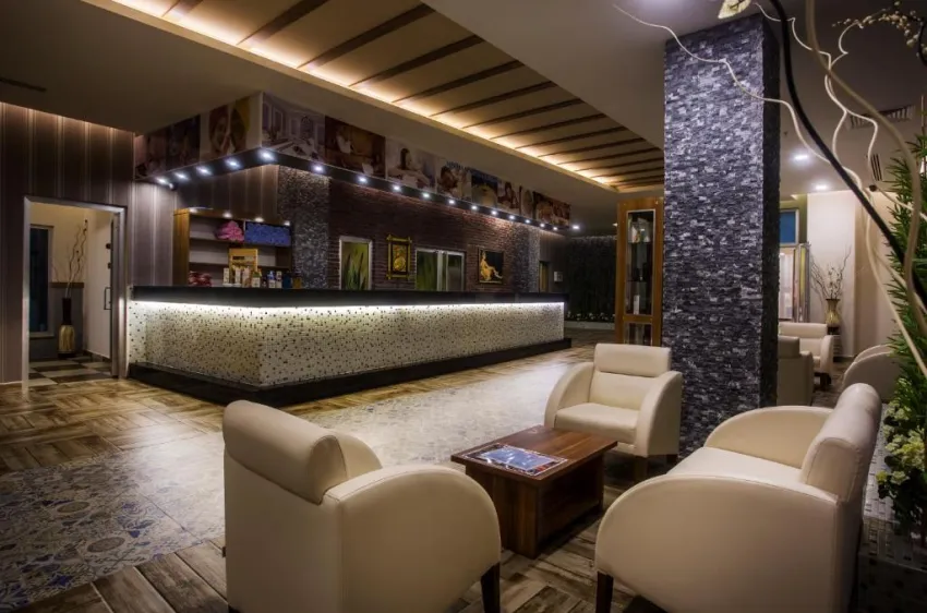 LONICERA RESORT & SPA HOTEL  4*-50