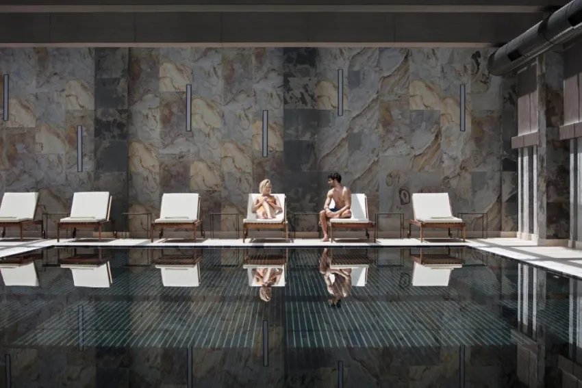 ACANTHUS & CENNET BARUT COLLECTION  5*-50