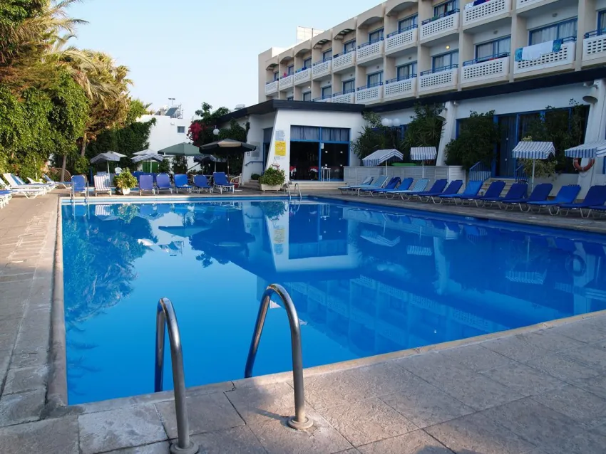 Paphiessa Hotel and Apartments 3*-6