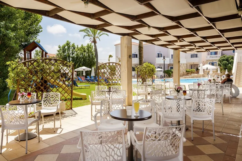 Adelais Hotel 3*-8