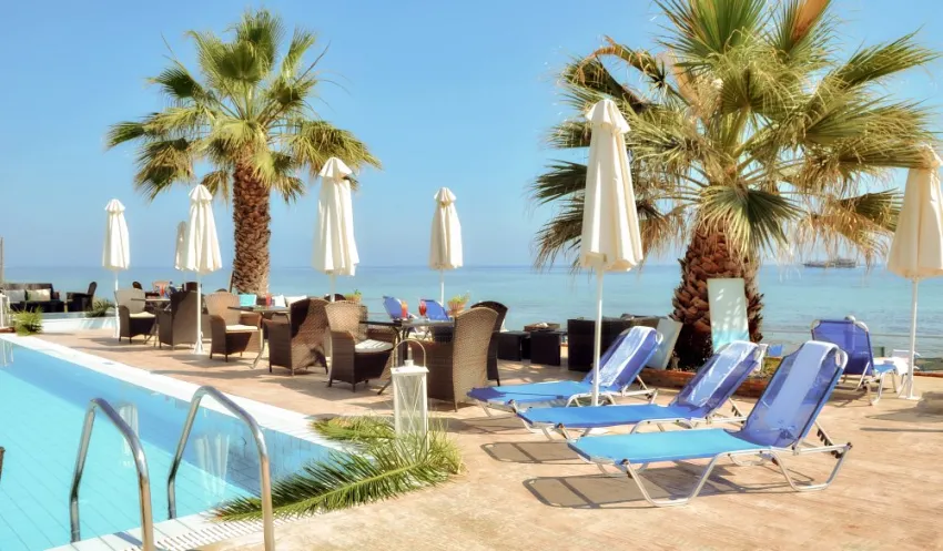 Belussi Beach Hotel 4*-81