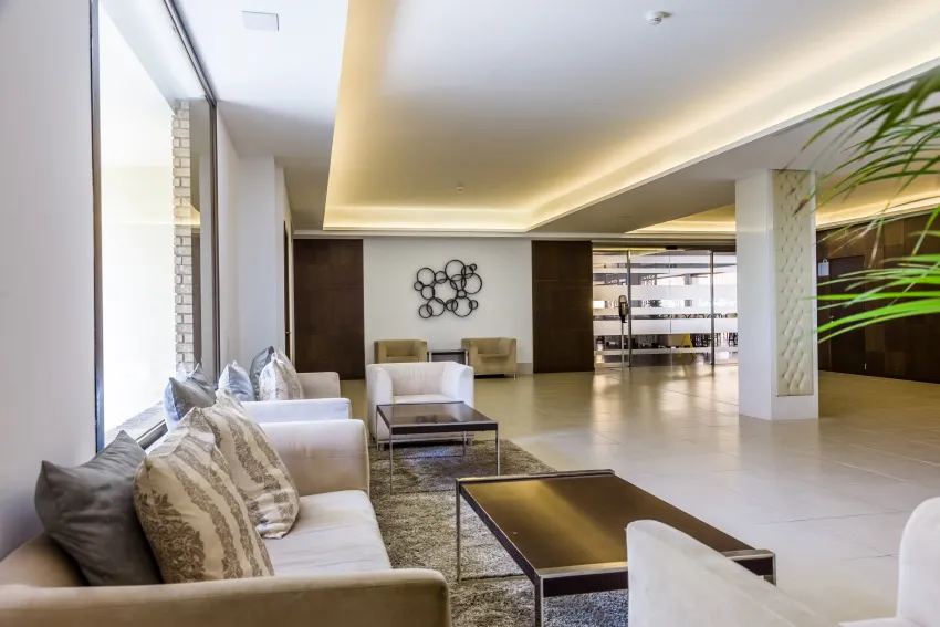 Zafiro Rey Don Jaime 4*-4