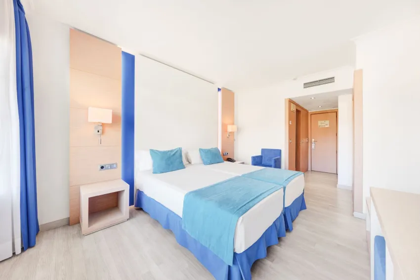 Hotel Agua Beach Adults Only 4*-12