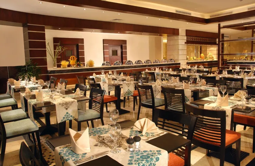 Xperience Sea Breeze Resort 5*-9