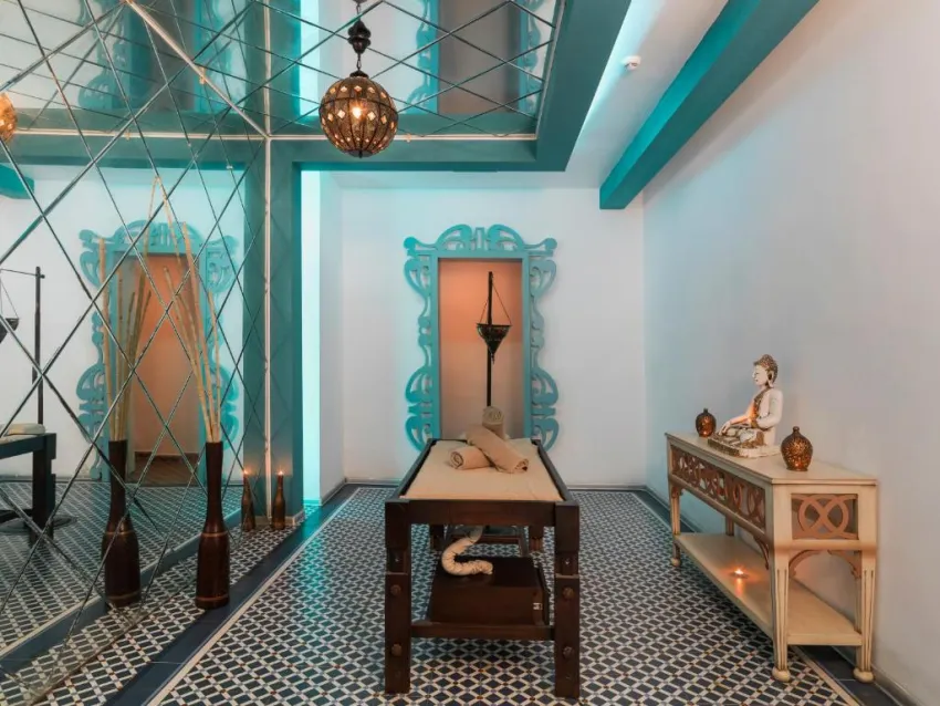 SULTAN OF DREAMS  5*-35