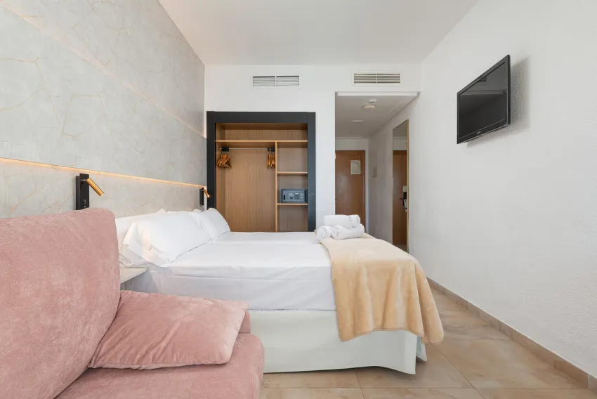Condesa Hotel 4*-7