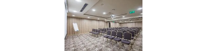 HOLIDAY INN ANTALYA LARA 5*-83