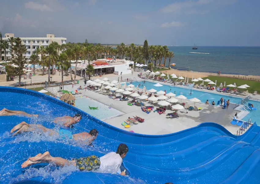 Louis Phaethon Beach 4*-11