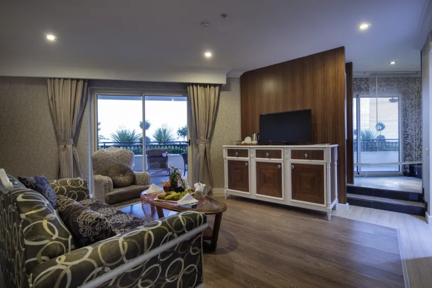 Crystal Sunset Pearl Collection 5*-24