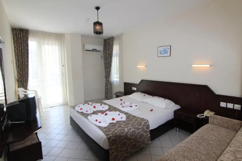BARISCAN HOTEL  3*-4