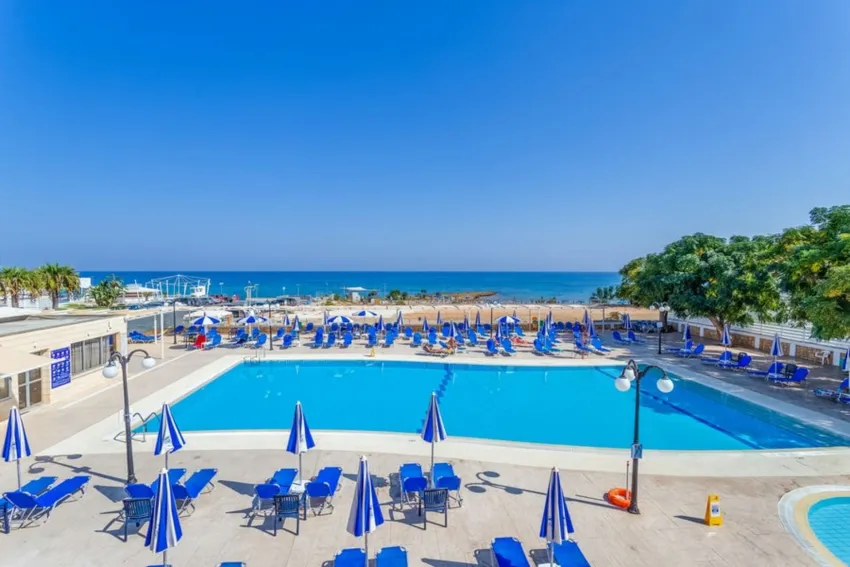 Tetyk Hotel & Suites 3*-7