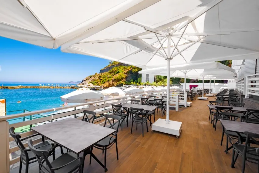 UTOPIA WORLD HOTEL  5*-28