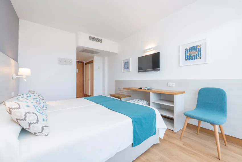 Vista Park Hotel & Apartments 3*-13