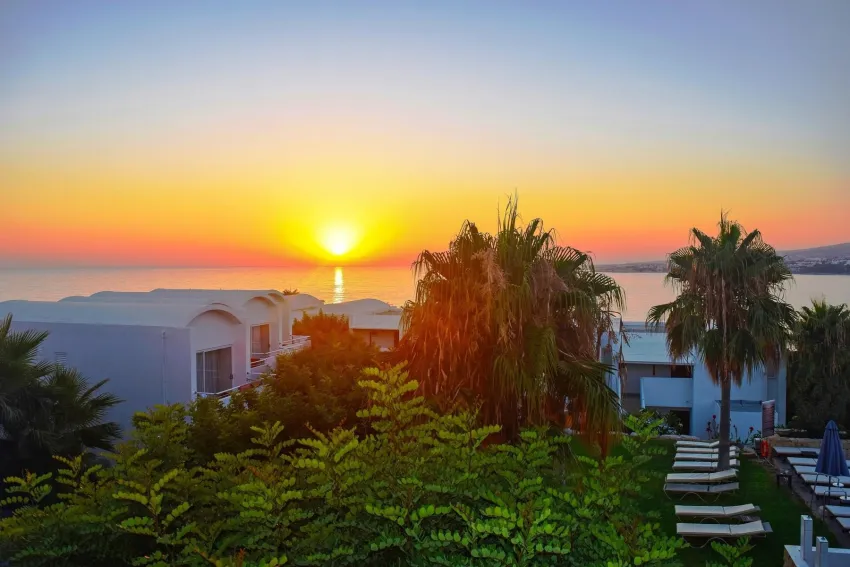 Theo Sunset Bay Holiday Village 4*-3