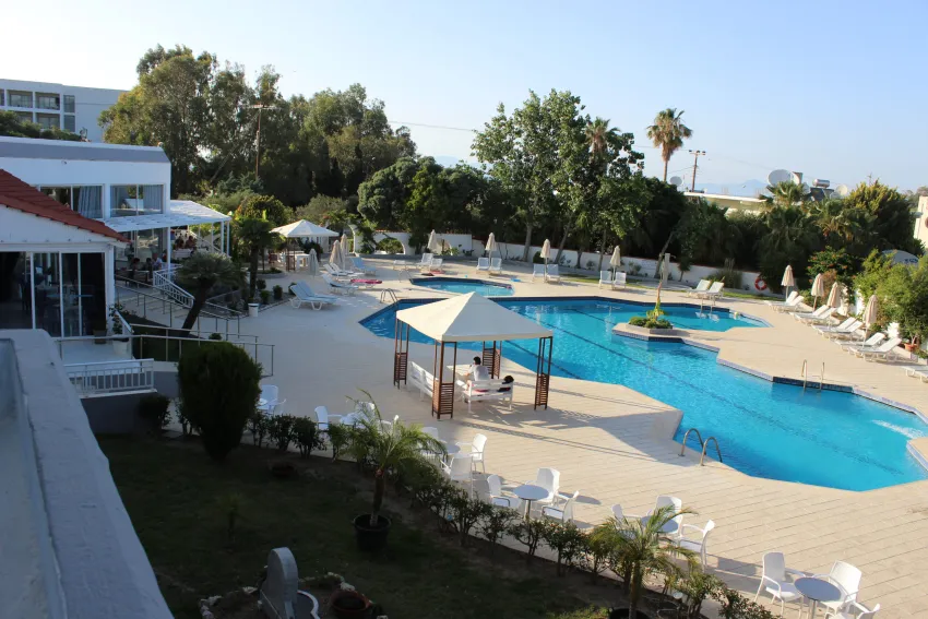 Happy Days Hotel Tholos 3*-22