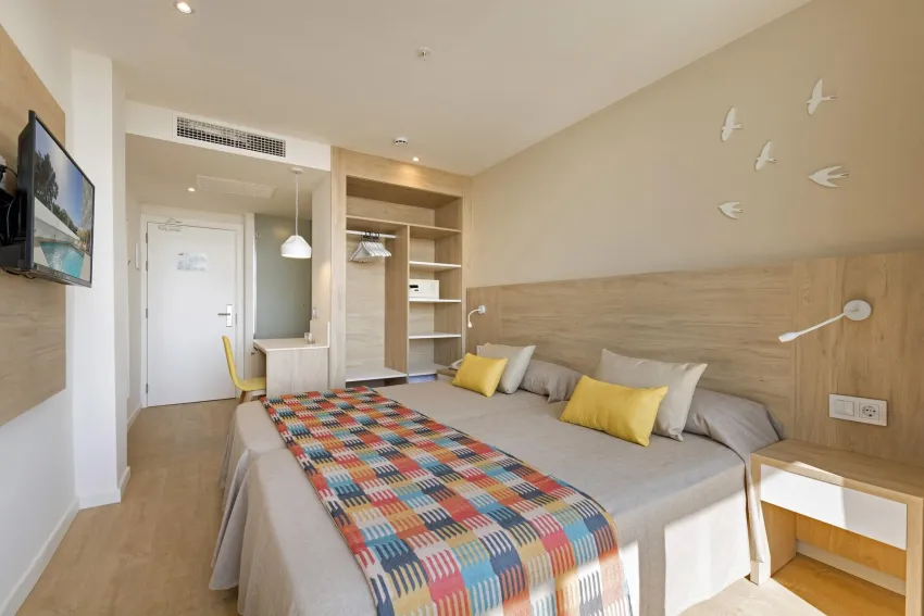 HSM Son Veri Adults Only 3*-26