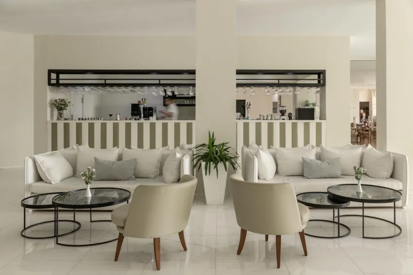 Louis Paphos Breeze 4*-11