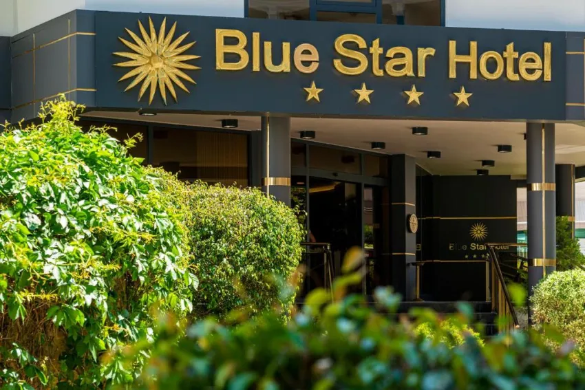 BLUE STAR HOTEL  4*-28