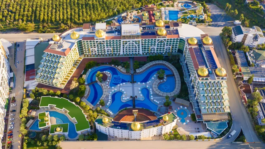 Alan Xafira Deluxe Resort & Spa 5*-4