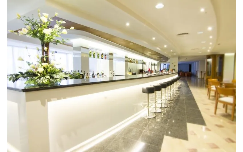 CM Castell De Mar 5*-3