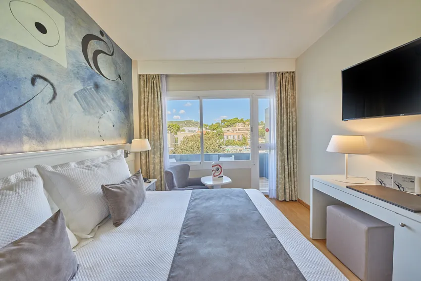 Joan Miro Museum Hotel 4*-35