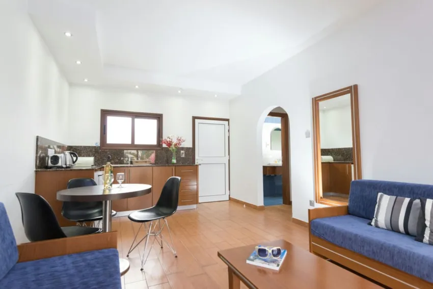 Loutsiana Hotel Apartments 3*-13