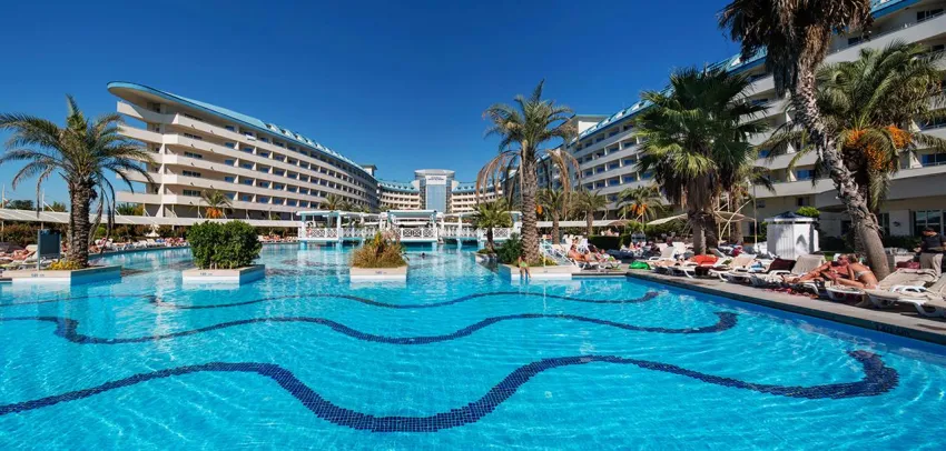 CRYSTAL ADMIRAL RESORT SUITES  5*-34