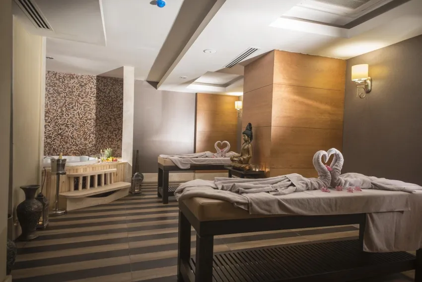 Wyndham Garden Lara 4*-7