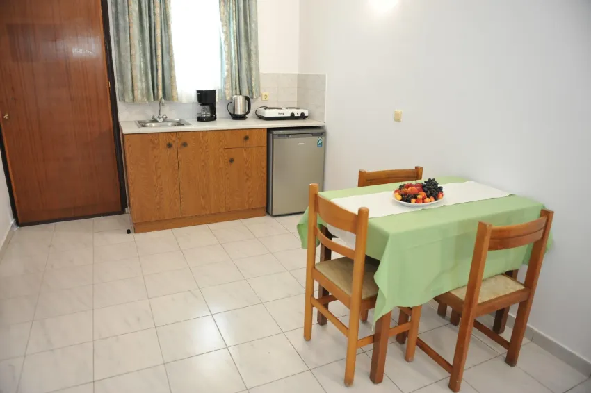 Maritime Apartments 2*-9