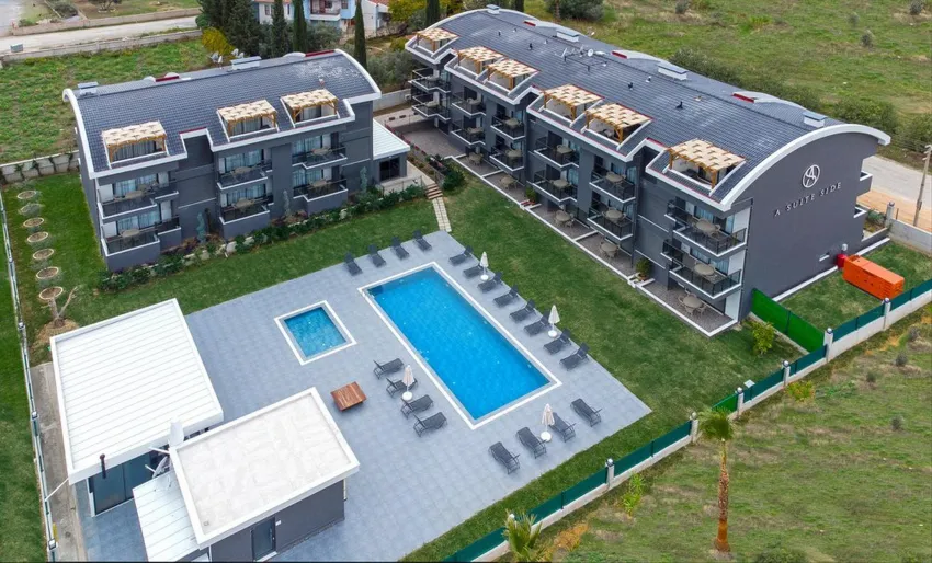 A Suite Side -4