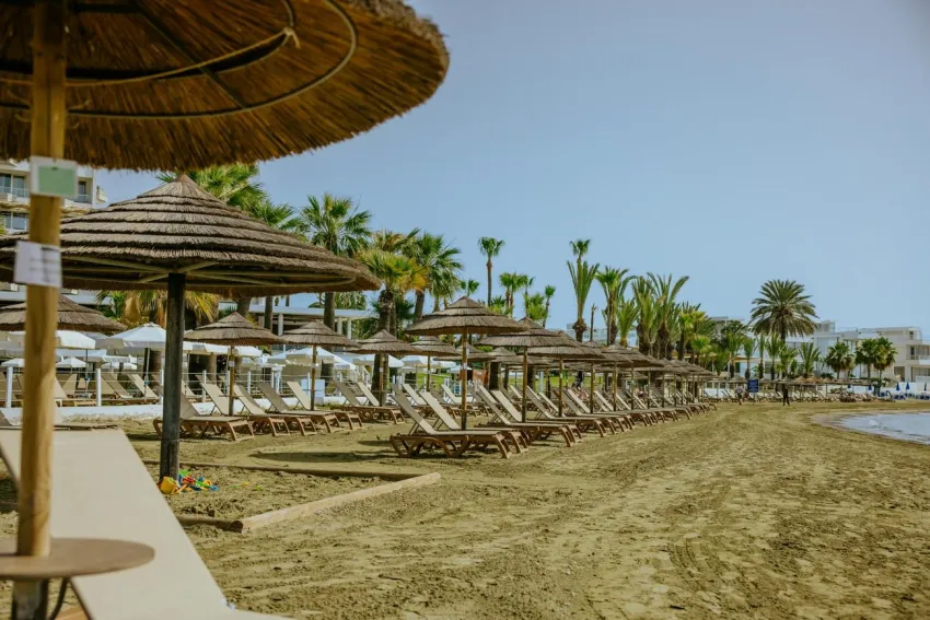 Golden Bay Beach 5*-7