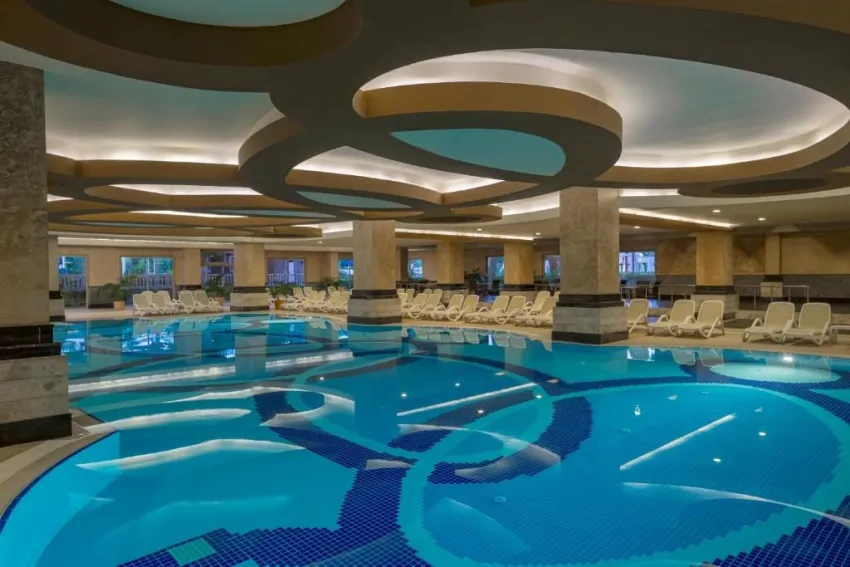 ROYAL ALHAMBRA PALACE  5*-12