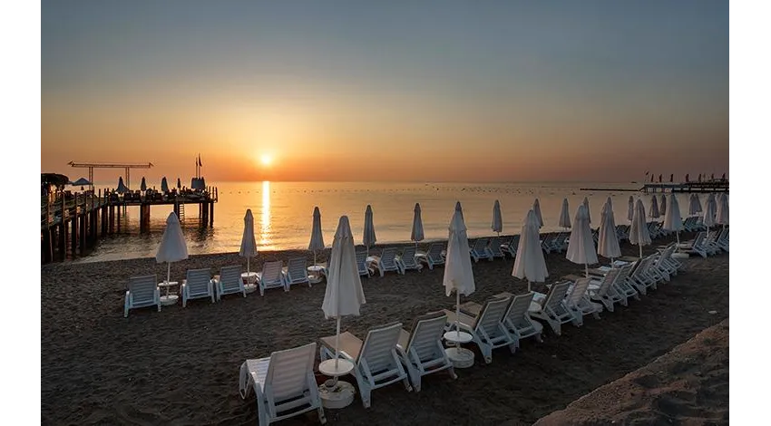 CRYSTAL FLORA BEACH RESORT & SPA  5*-24