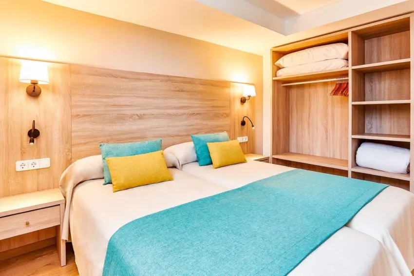 Universal Laguna Garden Apartments 4*-6