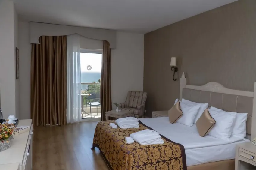 Adalya Bliss  (Adult Only 16+) 5*-22