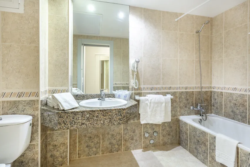 Kilimanjaro Hotel 3*-14