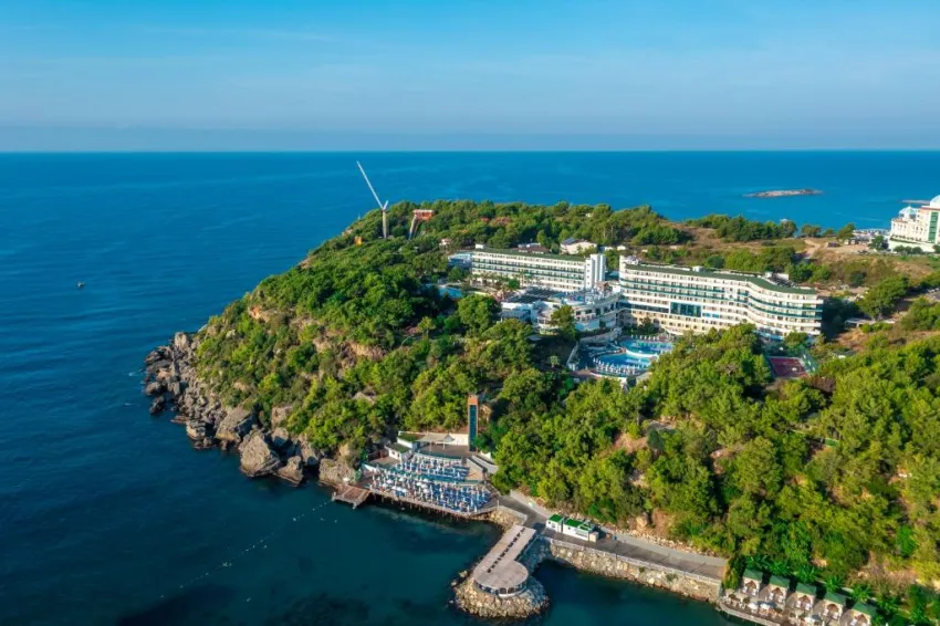 A GOOD LIFE UTOPIA FAMILY RESORT  4*-1
