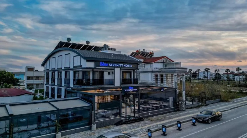 Side Blue Serenity(+16 Adult) 3*-2