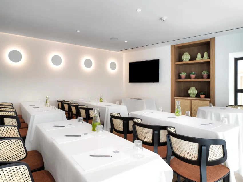 Leonardo Boutique Hotel Larnaca 4*-139