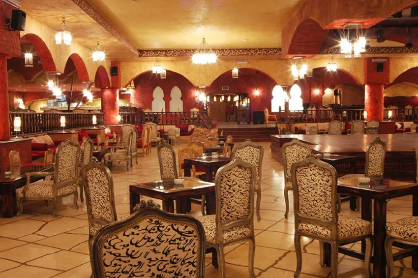 SUNNY DAYS EL PALACIO RESORT & SPA  4*-9