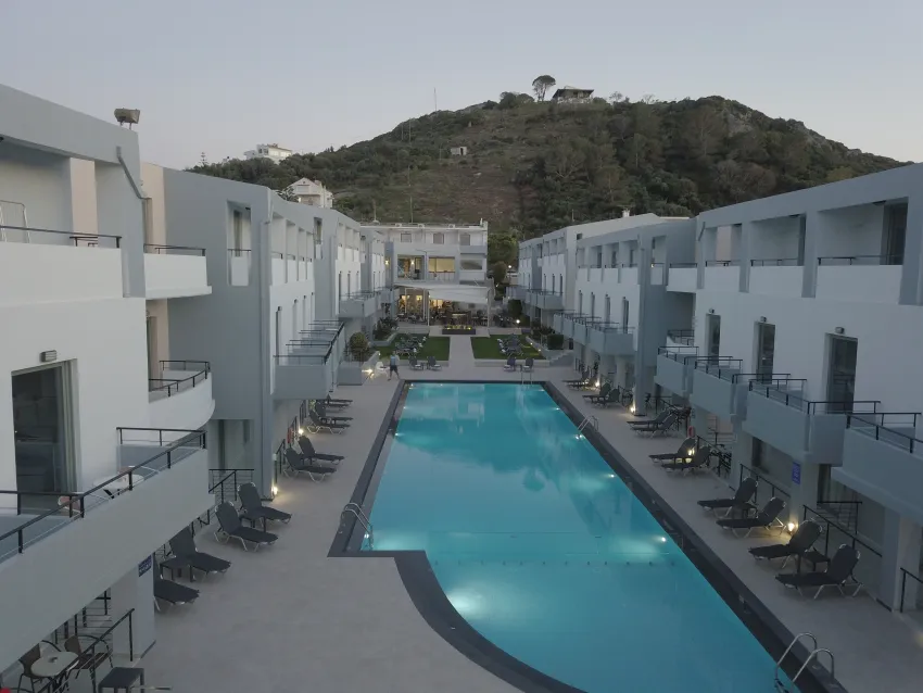 Sunrise Village Hotel 3*-20