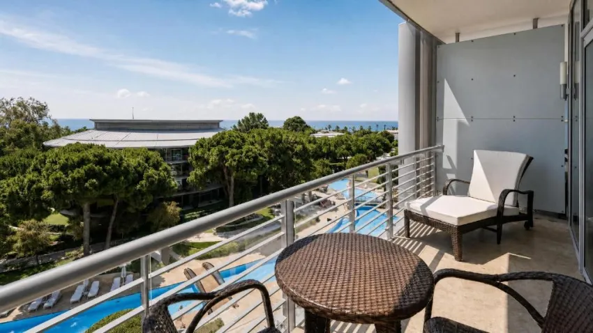 CALISTA LUXURY RESORT  5*-11