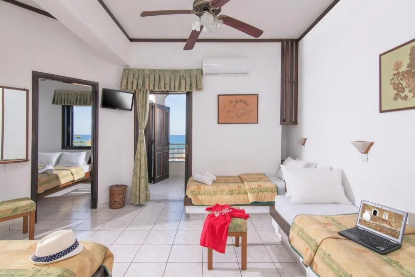 Iliostasi Beach Apartments 3*-10