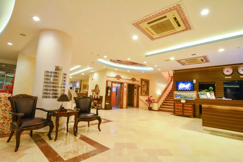 Pine House Hotel 4*-8