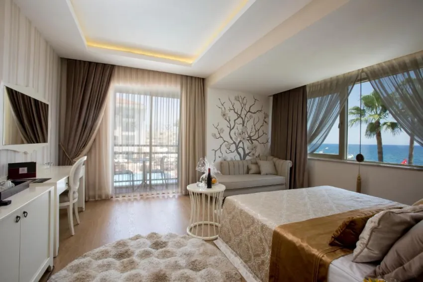 FAME RESIDENCE KEMER & SPA  5*-40